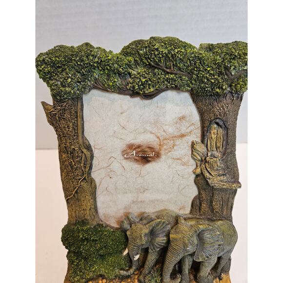 3D Gray Elephants Safari Wildlife Frame 3D Resin 5"x7" Never used. VTG - Picture 4 of 11